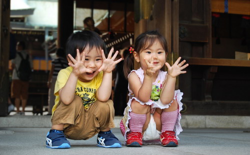 Thị trấn Utashinai ở phía Bắc đảo Hokkaido có tổng dân số 3.833 người. Trong năm 2014, 87 người già qua đời trong khi chỉ 5 đứa trẻ được sinh ra - Ảnh: Tokyo Times.<br>