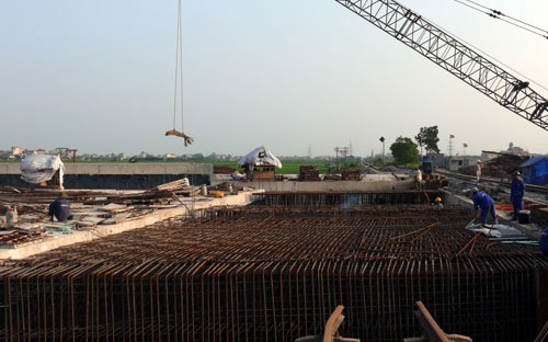 Thủ tướng đề nghị phấn đấu thanh toán cơ bản các khoản nợ đọng xây dựng cơ bản đến hết ngày 31/12/2014.