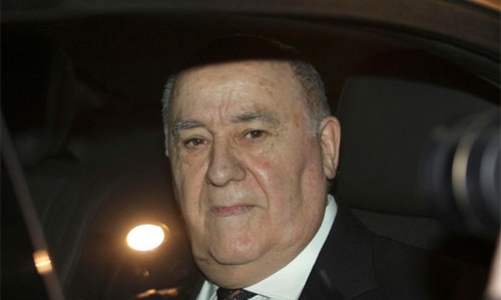 Buffett mất ngôi giàu nhì thế giới vào tay ông chủ Zara