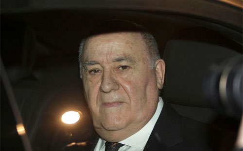 Tỷ phú Amancio Ortega.<br>