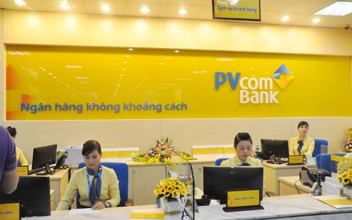 Từ 1/10/2013, PVcomBank được thành lập trên cơ sở hợp nhất Tổng công ty 
Tài chính Cổ phần Dầu khí (PVFC) với Ngân hàng Phương Tây (Western Bank), với quy mô tổng tài 
sản gần 100.000 tỷ đồng, vốn điều lệ 9.000 tỷ đồng cùng 108 điểm giao 
dịch trên cả nước.