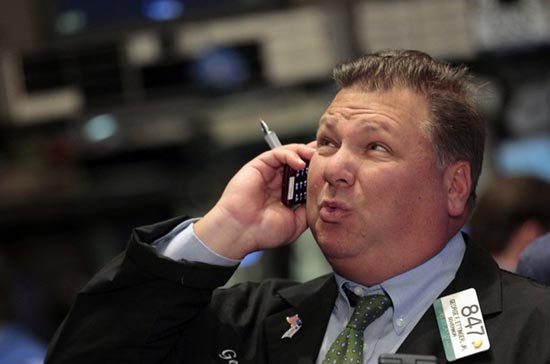 Phiên giao dịch liền trước, chỉ số S&amp;P 500 đã giảm điểm mạnh nhất trong vòng hai tháng qua - Ảnh: Reuters.<br>