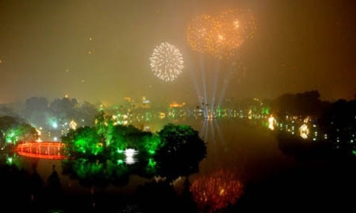 Hà Nội bắn pháo hoa tại các quận, huyện Tết Giáp Ngọ