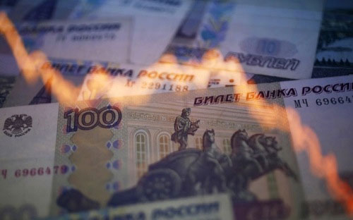 Dù đã tăng giá 11% trong năm nay và trở thành đồng tiền tăng giá 
mạnh nhất trên thế giới, đồng Rúp hiện vẫn yếu hơn 34% so với thời điểm 
Nga sáp nhập bán đảo Crimea vào tháng 3/2014.
