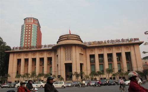 Theo đánh giá của HSBC, lãi suất thực ở Việt Nam đang chuyển sang nguỡng tích cực.