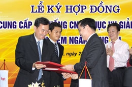 Sau khi triển khai hợp đồng này, dự kiến SHB sẽ bắt đầu đưa giải pháp phần mềm ngân hàng lõi vào sử dụng đầu năm 2010.