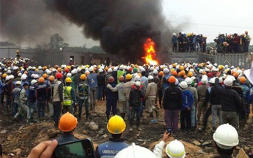 Cảnh xô xát tại dự án Samsung Thái Nguyên.<br>