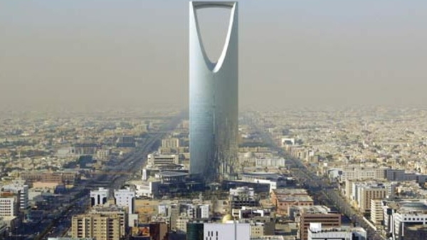 Giá dầu giảm, ông hoàng Trung Đông phải đi vay tiền