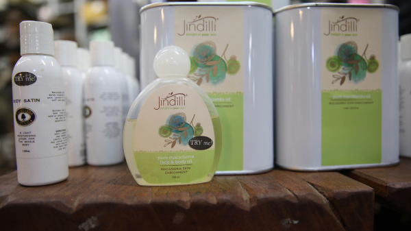 Sôi động thị trường mắc-ca thế giới