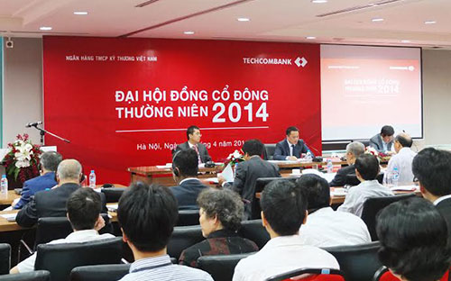 Trong kỳ đại hội lần này, HSBC đã không đề cử ứng viên tham gia Hội đồng
 Quản trị Techcombank nhiệm kỳ mới do thỏa thuận hỗ trợ kỹ thuật giữa 
Techcombank và HSBC ký lần đầu vào năm 2005 sẽ kết thúc vào tháng 
6/2014.