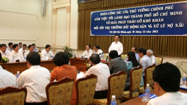 Bất động sản Tp.HCM sẽ được “giải cứu”