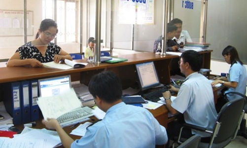 Thủ tướng: Xử nghiêm người đứng đầu nếu chậm “phục vụ dân”