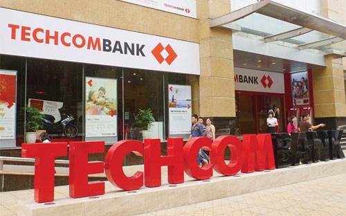 Techcombank đã tiên phong trong việc tạo ra nhiều sản phẩm mới đáp ứng 
tốt nhu cầu của khách hàng cá nhân cũng như khách hàng doanh nghiệp.