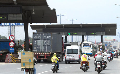 Một trạm thu phí do Công ty Cổ phần Đầu tư hạ tầng kỹ thuật Tp.HCM (mã CII - HOSE) quản lý - Ảnh: VnExpress.