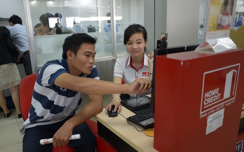 Ở Home Credit, khi vay mua mặt hàng xe gắn máy và hàng tiêu dùng, khách 
hàng hoàn toàn có thể hủy bỏ hợp đồng vay và chuyển sang hình thức mua 
thẳng món hàng trong vòng 14 ngày kể từ ngày ký hợp đồng mà không phải 
trả lãi cũng như bất kỳ khoản phí nào cho khoản vay của mình.