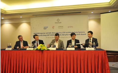 Đại diện MAISON và các đối tác ký kết hợp tác chiến lược.