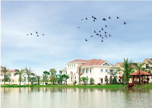 Biệt thự Anh Đào Vinhomes Riverside hiện đang
 “chiếm lĩnh” thị trường phân khúc biệt thự sinh thái cao cấp.