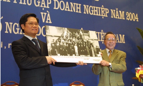 10 năm ra đời Ngày Doanh nhân và hai chữ “đắt” nhất