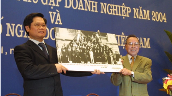 10 năm ra đời Ngày Doanh nhân và hai chữ “đắt” nhất