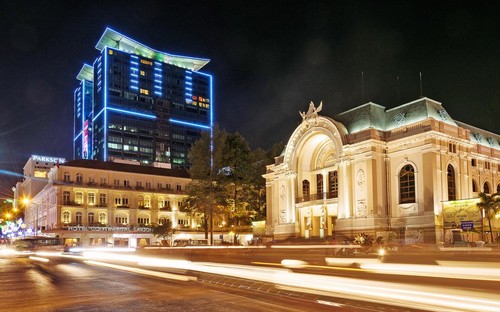 Khu căn hộ Vinhomes Đồng Khởi được đánh giá cao về giá trị đầu tư bền 
vững khi toạ lạc trên con đường văn hoá, lịch sử Đồng Khởi 