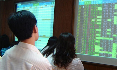 Loại cổ phiếu của “bầu” Đức, HOSE thêm NVL, SAB, ROS vào rổ VN30