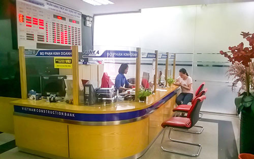 Ngày 26/12/2013, VNCB công bố mức vốn điều lệ mới là 7.500 tỷ đồng, sau 
khi thực hiện thay đổi tên gọi từ Ngân hàng Đại Tín (TrustBank).