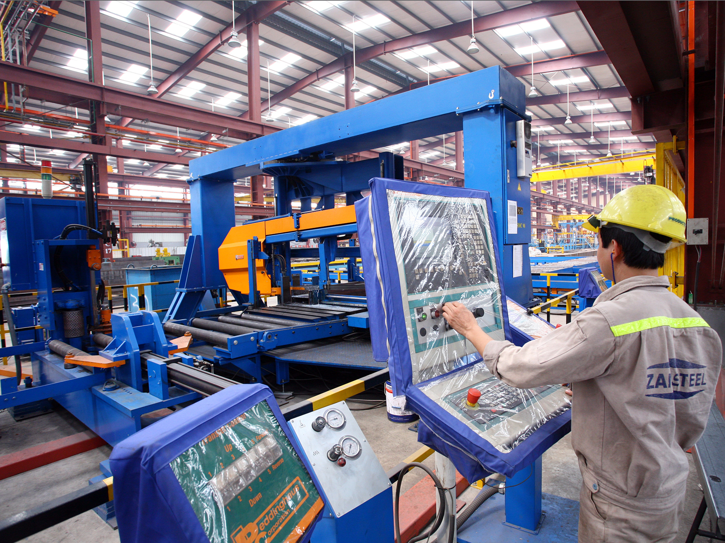 Tại châu Á, Bloomberg đánh giá cao Việt Nam, cho rằng thị trường Việt Nam đang giữ một vị trí “nổi bật” ở khu vực này - Ảnh: Việt Tuấn.