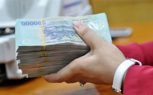 Số liệu từ Ngân hàng Nhà nước cho thấy, tốc độ tăng trưởng huy động vốn 9
 tháng đầu năm xấp xỉ 12%, gần gấp đôi tăng trưởng tín dụng - Ảnh: vnExpress.net.<br>