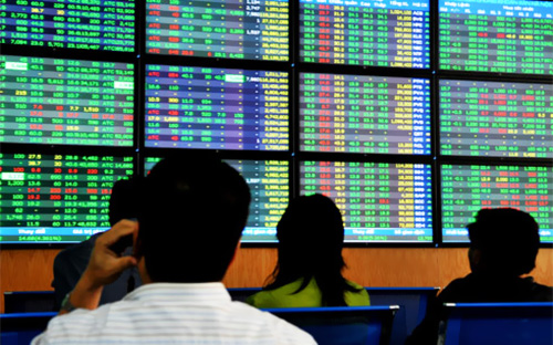 Với những thay đổi tích cực về khung pháp lý, thị trường chứng khoán được kỳ vọng sẽ thu hút mạnh hơn dòng vốn ngoại.<br>