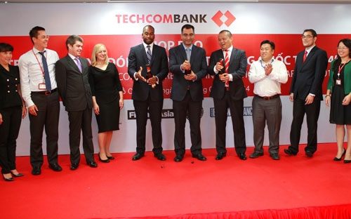 Ngoài 10 giải thưởng Techcombank được trao tặng của 4 tạp chí trong năm nay, Techcombank cũng đã nhận được 
nhiều giải thưởng quốc tế khác.