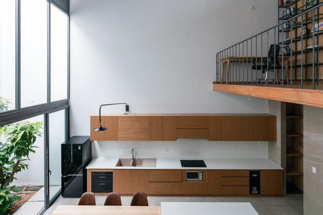 Ngôi nhà sáng sủa lấy gian bếp làm trung tâm ở Quy Nhơn - Ảnh 5.