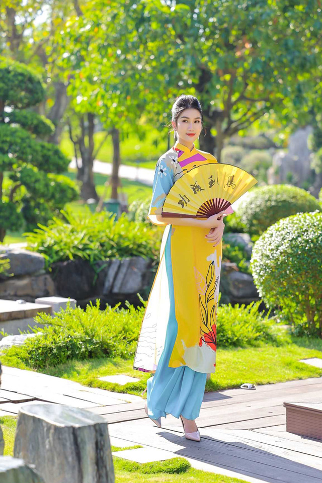 Chọn áo dài Tết cùng hai nàng Á hậu Phương Anh, Ngọc Thảo - Ảnh 2.