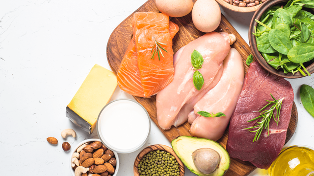 Vì sao nên có cả đạm động vật và thực vật trong chế độ ăn? - Ảnh 1.