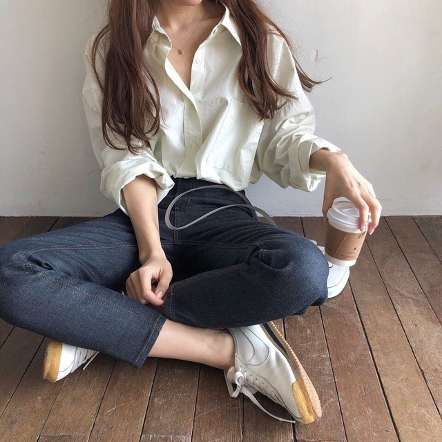 Gợi ý những phong cách công sở trẻ trung - Ảnh 2.