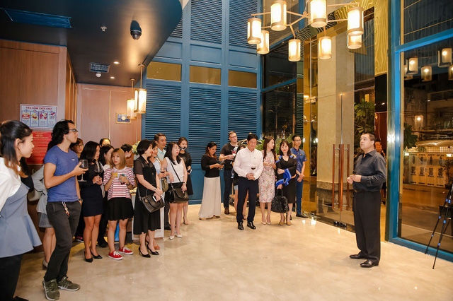 Oakwood Apartments ra mắt nhà hàng mới với tên gọi no.18 Lounge - Ảnh 1.