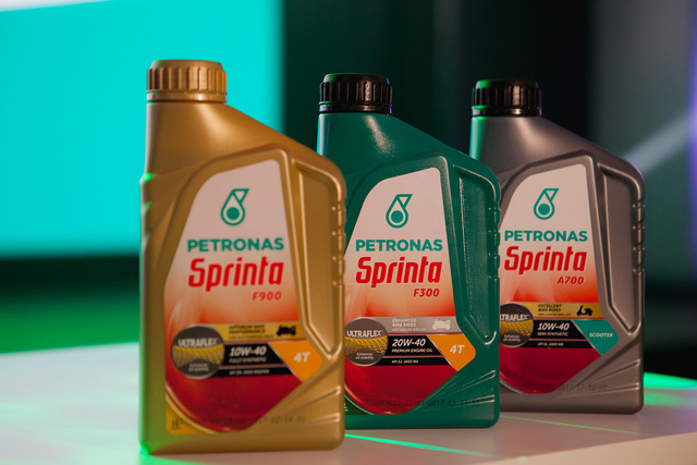 PETRONAS Sprinta với công nghệ UltraFlex™  - Dầu máy mới cho xe chạy êm hơn, máy bền hơn - Ảnh 3.