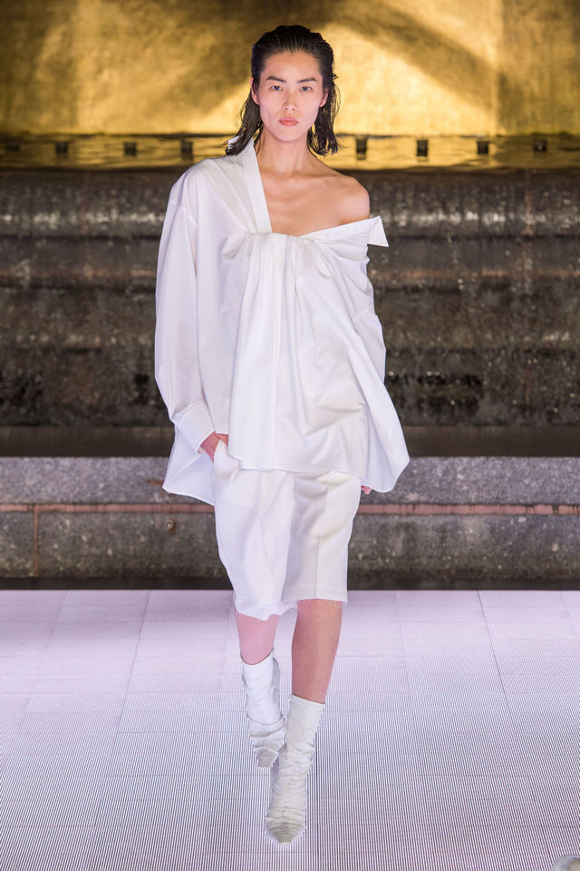 BST Xuân - Hè 2020 của Alexander Wang: nước Mỹ quá khứ và tương lai - Ảnh 18.