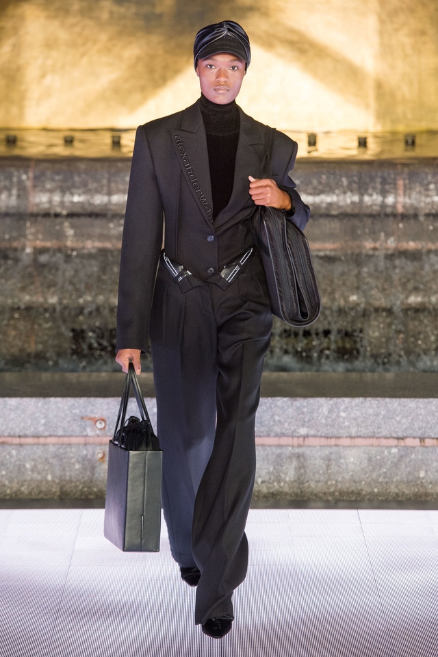 BST Xuân - Hè 2020 của Alexander Wang: nước Mỹ quá khứ và tương lai - Ảnh 6.