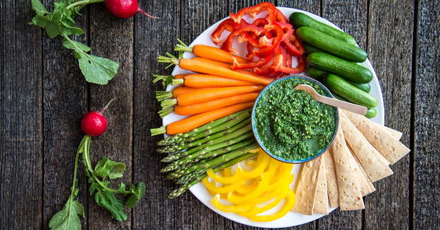 Ăn gì để đôi mắt sáng khỏe? - Ảnh 2.