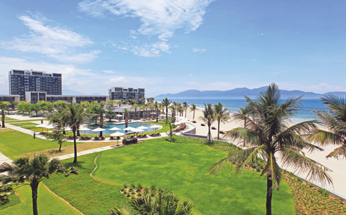 Biệt thự và căn hộ hướng biển tại Hyatt Regency Danang Residences là 
những cơ ngơi hái ra tiền với chương trình ưu đãi đảm bảo tỷ suất lợi 
nhuận 5% trong 2 năm. Truy cập website chính thức của dự án tại <br>http://www.marblemountainresidences.com
 hoặc Hotline 0905 87 1234 để trở thành một trong những chủ sở hữu của 
dự án bất động sản mang thương hiệu Quốc tế Hyatt Regency Danang 
Residences