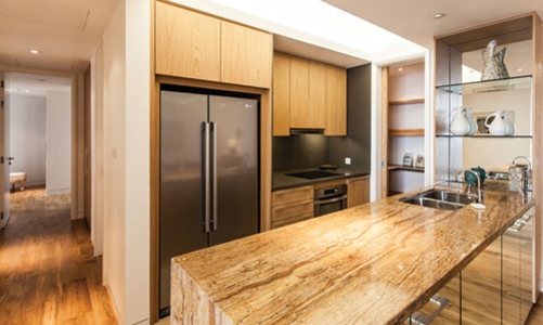 IPH hút khách mua nhờ khách thuê chất lượng