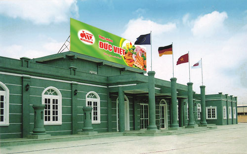 Công ty Cổ phần Thực phẩm Đức Việt là một trong các doanh nghiệp chuyên 
sản xuất, kinh doanh các sản phẩm xúc xích, thịt hong khói và các loại 
thực phẩm chế biến sẵn có uy tín hàng đầu tại Việt Nam. <br>