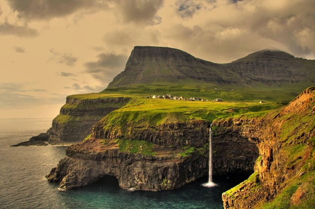 Aogashima: hòn đảo núi lửa - Ảnh 2.