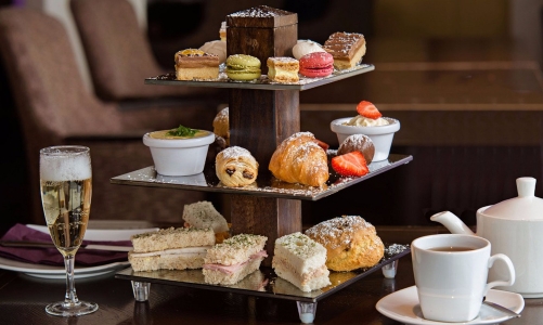 Moo Beef Steak Prime có… tiệc trà chiều kiểu Anh