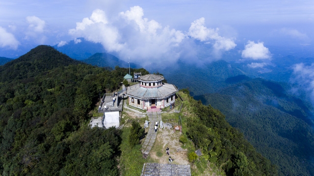 8 địa điểm để bạn làm quen với trekking tại Việt Nam - Ảnh 12.