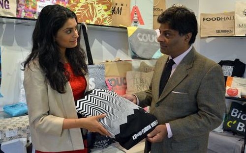 Smruti Sriram từng phải thuyết phục cha mình cho phép tham gia vào công ty của ông - Ảnh: BBC.<br>