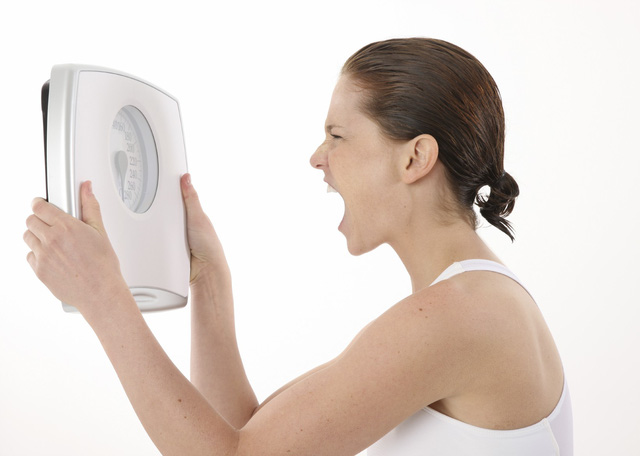 Skinny-fat: nỗi khổ của dân công sở - Ảnh 1.