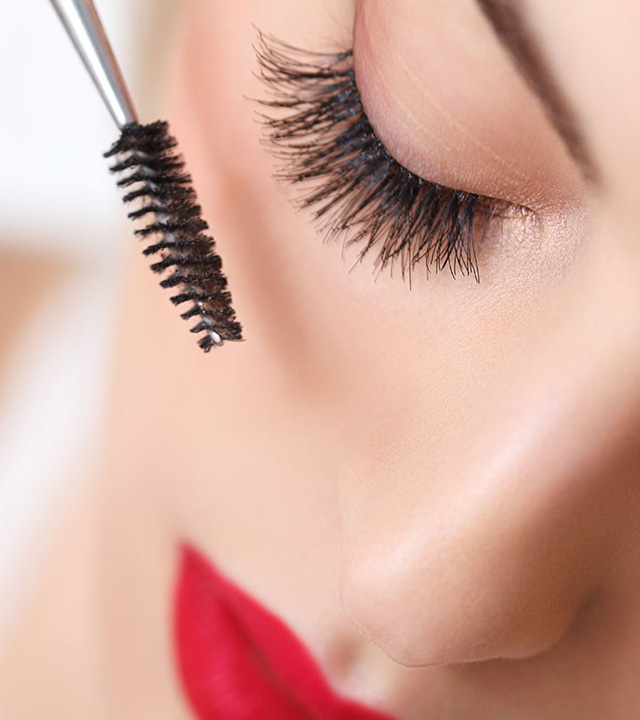 Dùng mascara thế nào để có được đôi mắt đẹp? - Ảnh 1.
