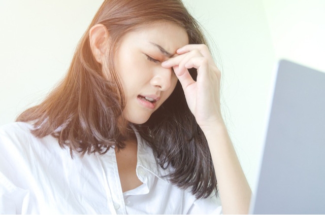 Các biện pháp giúp bạn ngăn cơn đau nửa đầu - Ảnh 1.