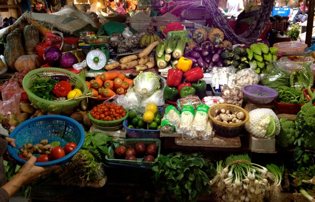 Bí quyết chọn thực phẩm tươi ngon cho ngày Tết - Ảnh 2.